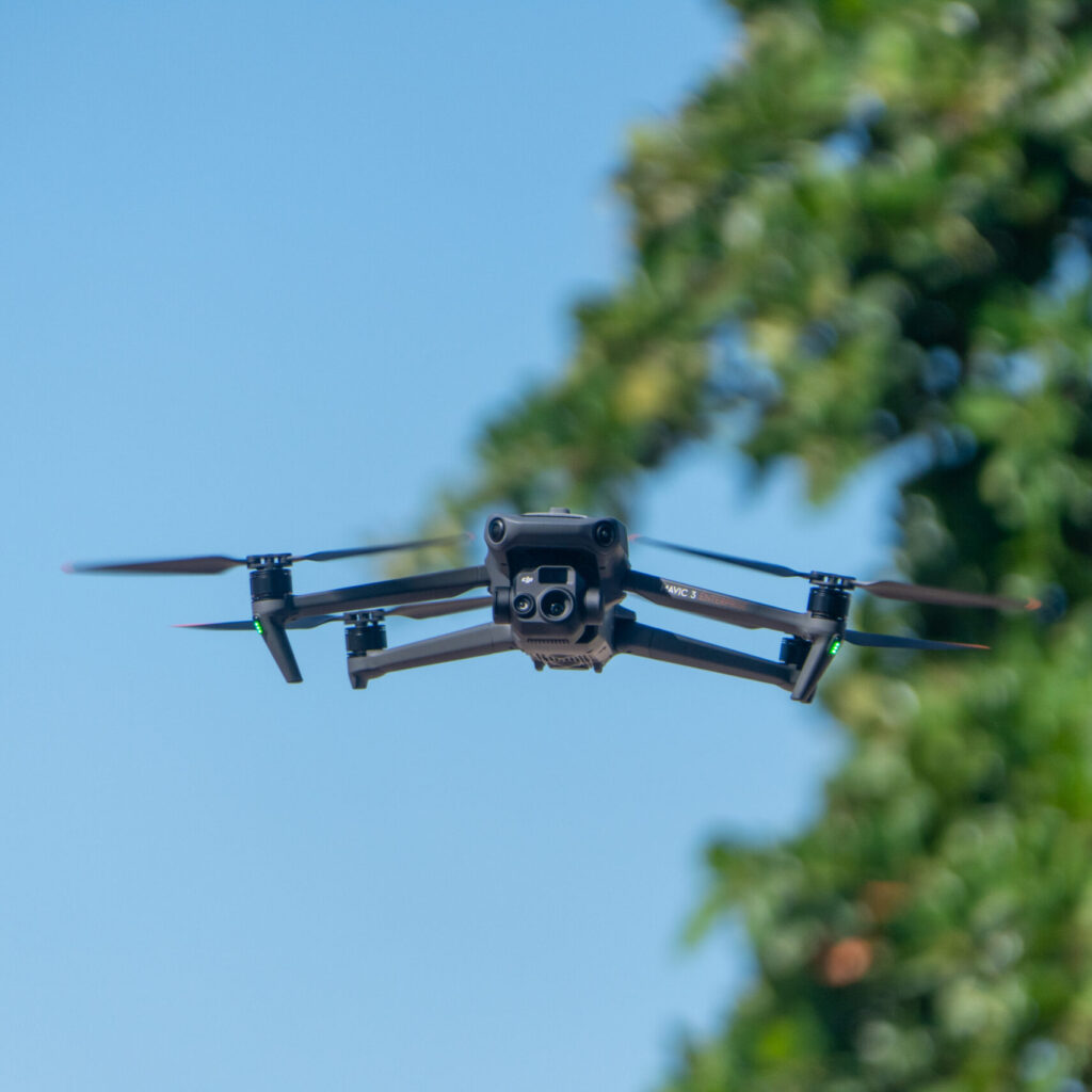 image d'un drone en vol